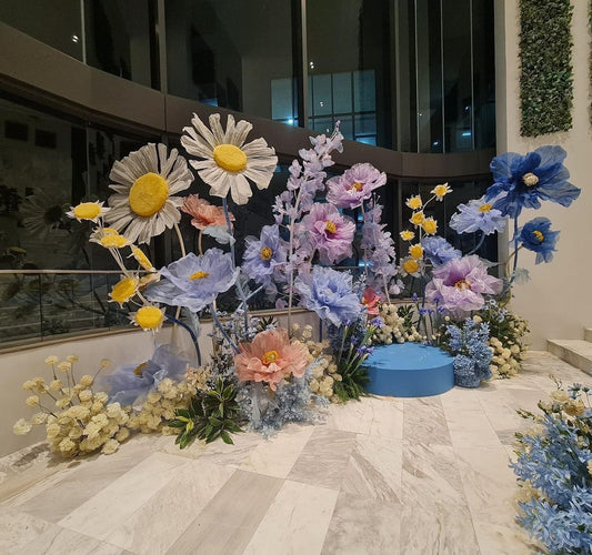 ZBG010 - Giant Flowers